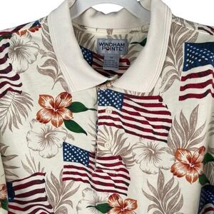 Windham Pointe‎ Polo Shirt Mens Medium USA Flag Floral Print Hawaiian Vintage